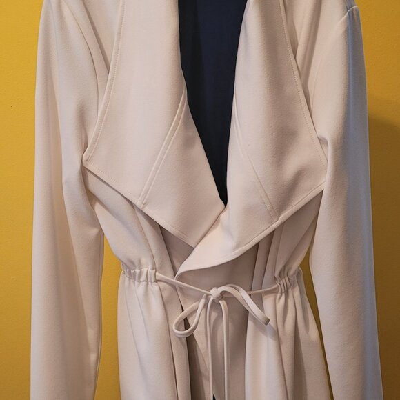 Joseph Ribkoff White Blazer - Picture 5 of 9